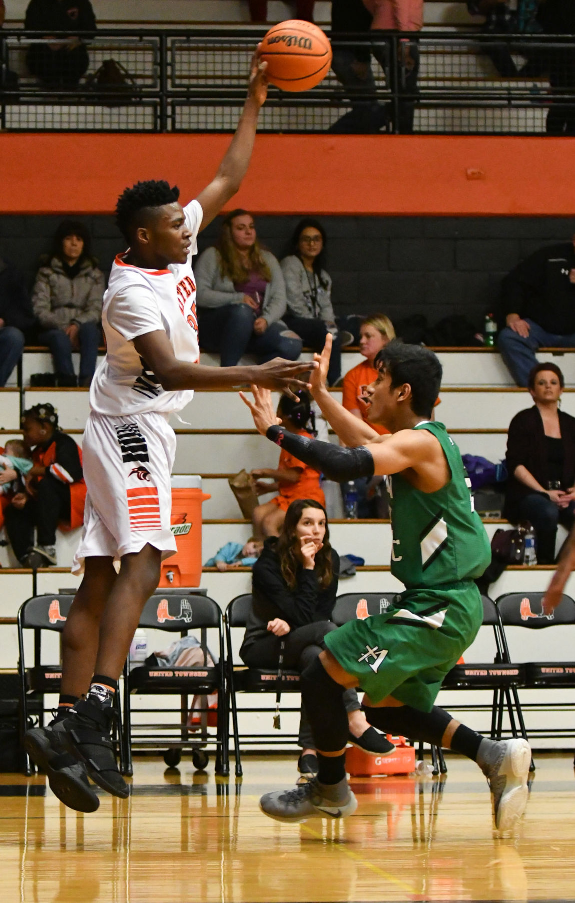 Prep Boys' Basketball: Alleman at United Township